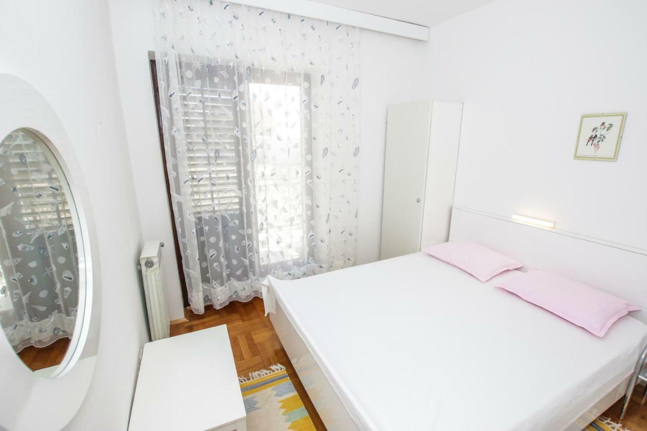 Apartmani Janja Πόρετς Εξωτερικό φωτογραφία